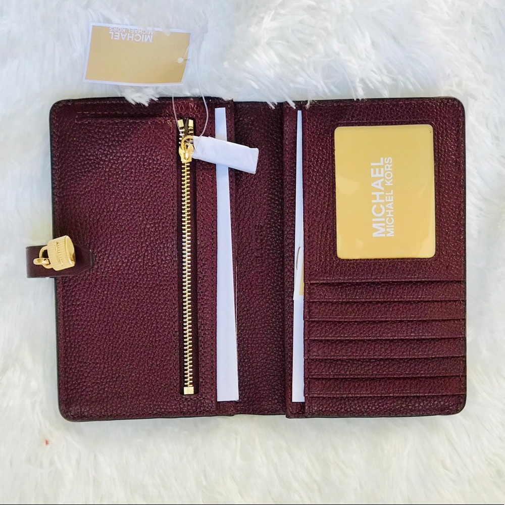 MICHAEL KORS SET - Picture 7 of 8